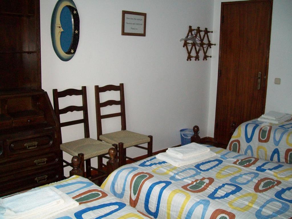 Pacheco'S Guesthouse Lagos Eksteriør bilde